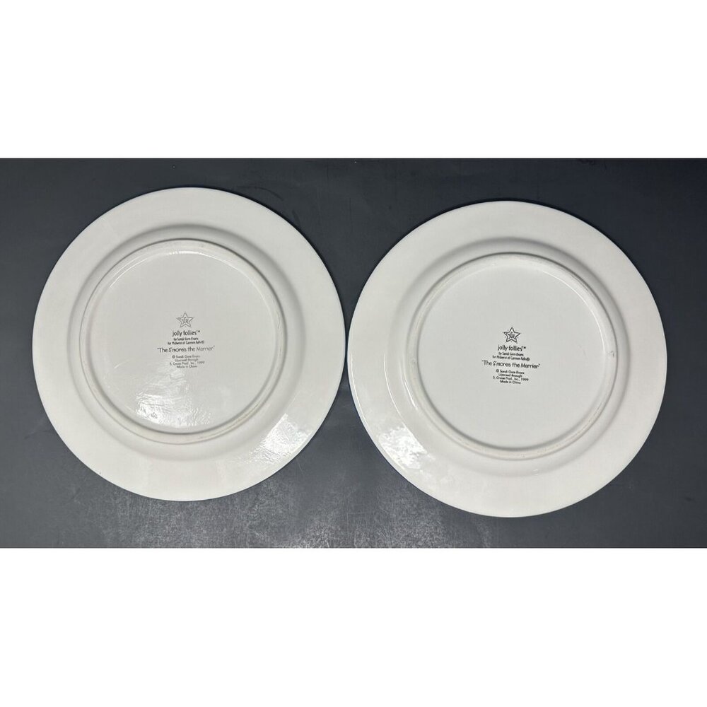 (2) SANDI GORE EVANS THE S'MORES THE MERRIER Jolly Follies Dinner Plates Snowmen - Picture 3 of 13